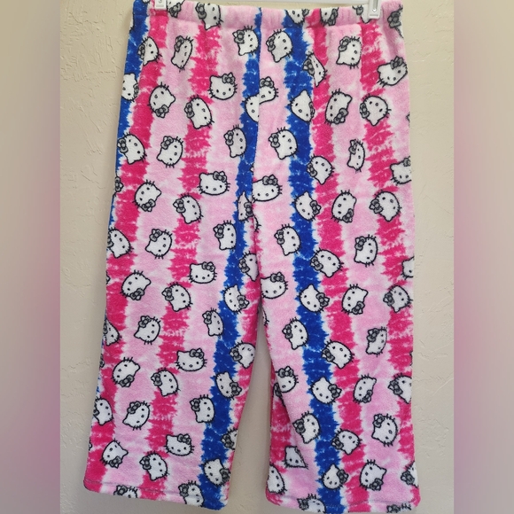 Hello Kitty Women's Sleepwear - Picture 2 of 6